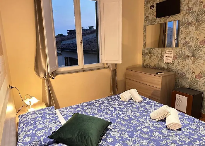 Konukevi Five Keys Pisa